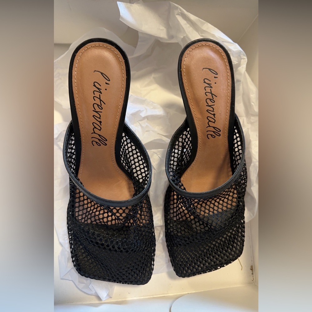 L’intervalle High heel mule ‘ bliss black mesh ‘